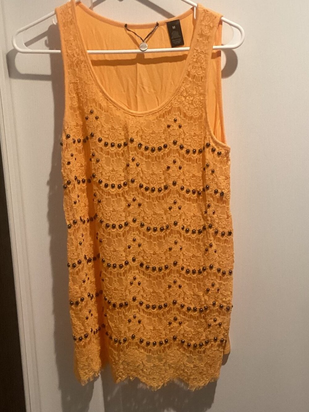 Women's Buckle BKE Boutique Orange Lace Beaded Tank Top - Size Medium